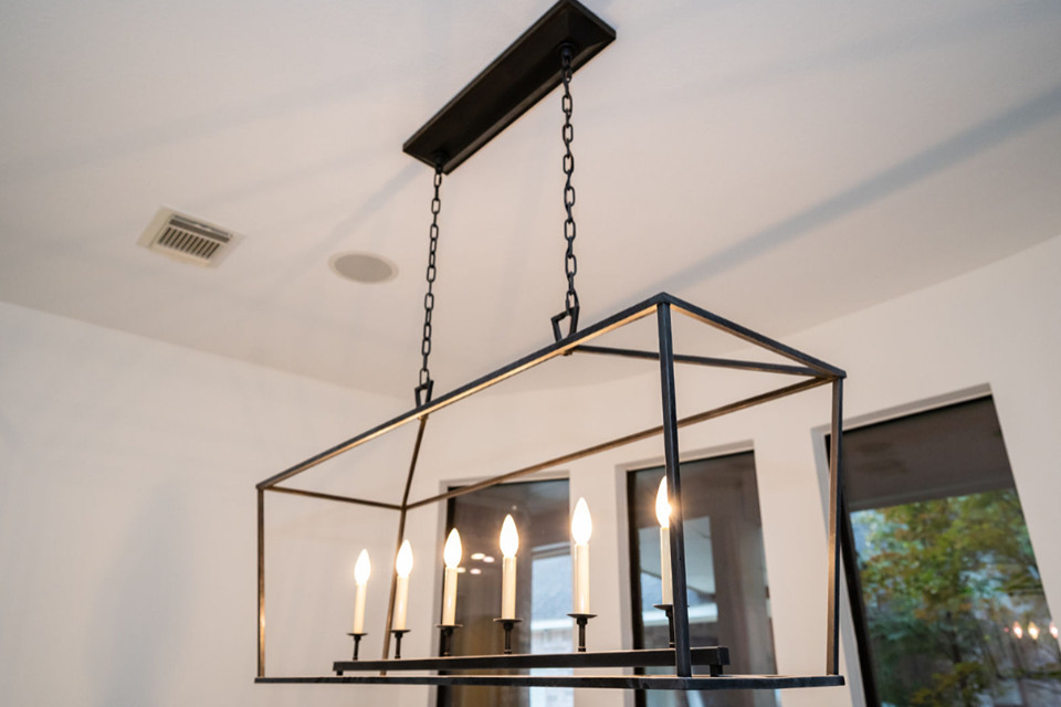 Inspiration for a transitional home design remodel in Houston
