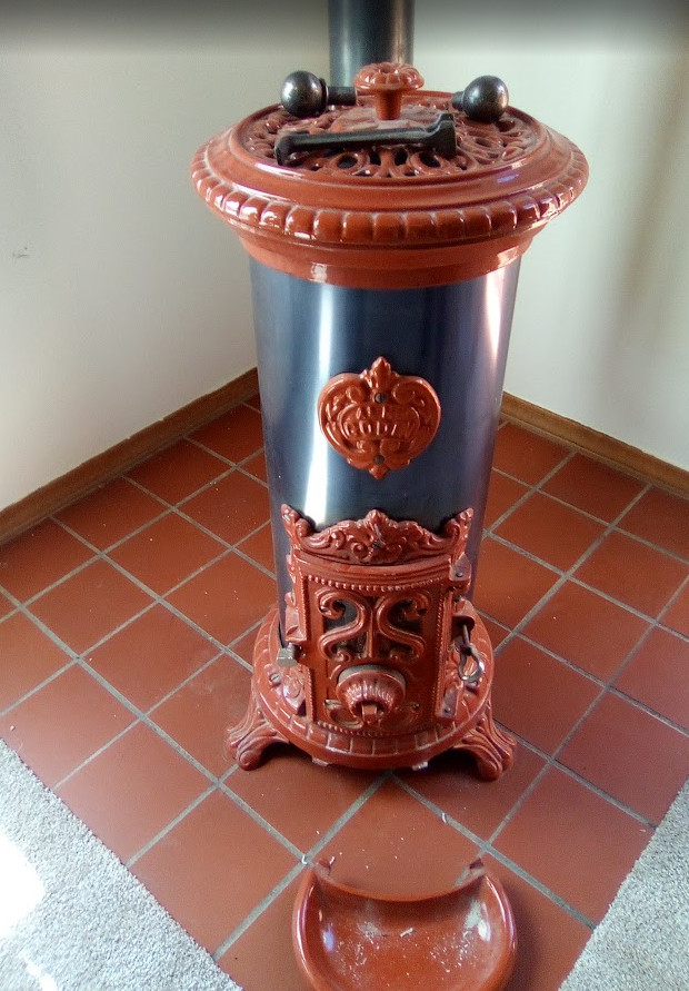 Oak, Copper, and Sto.