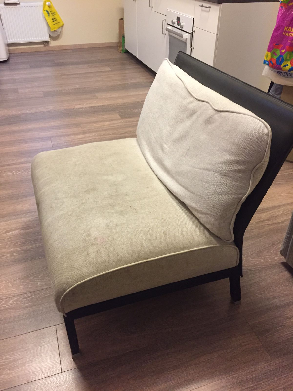 Обивка, ремонт, перетяжка мягкой мебели.