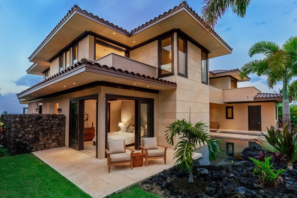 Expansive contemporary two-storey exterior in Hawaii.