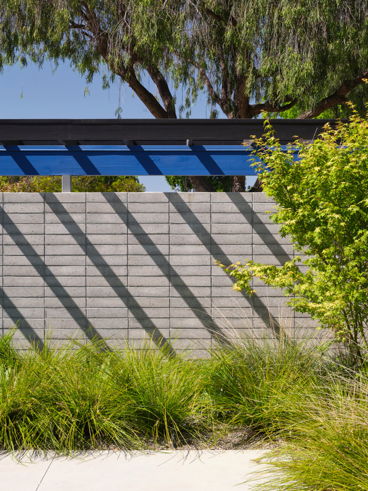 Example of a 1950s pool design in San Francisco