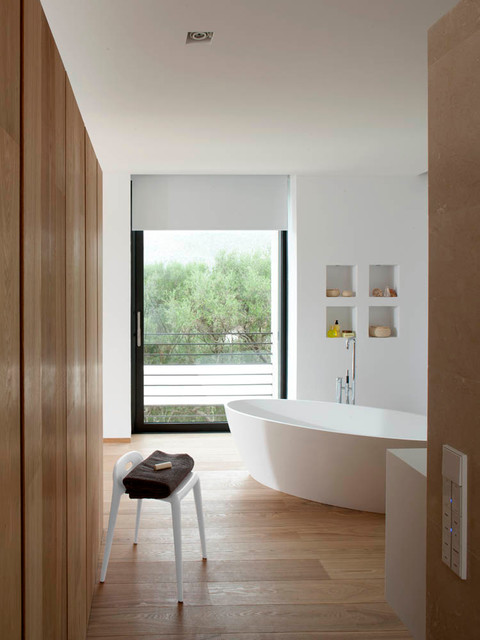 AC3 contemporary-bathroom