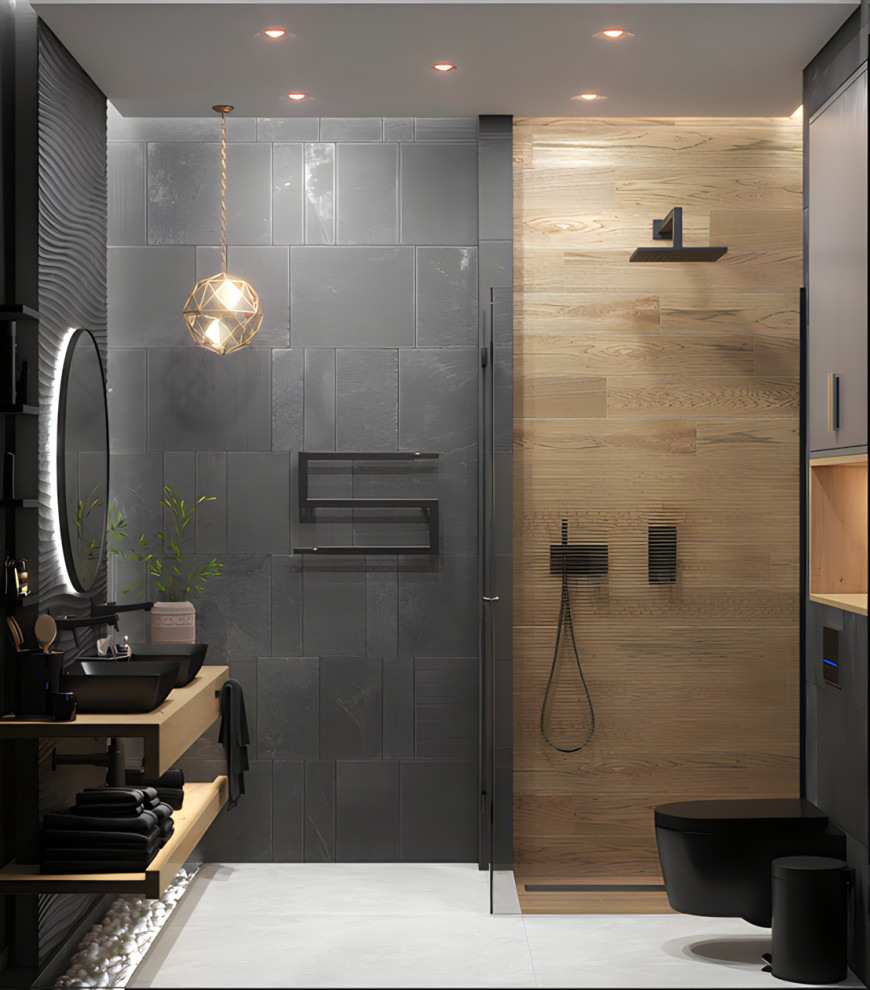 Inredning av ett asiatiskt litet en-suite badrum, med öppna hyllor, skåp i ljust trä, en hörndusch, en vägghängd toalettstol, svart kakel, mosaik, svarta väggar, marmorgolv, ett fristående handfat, träbänkskiva, grått golv och dusch med gångjärnsdörr