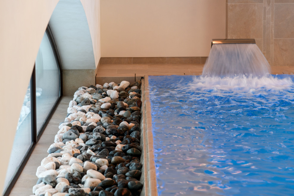 Бассейн в частном доме