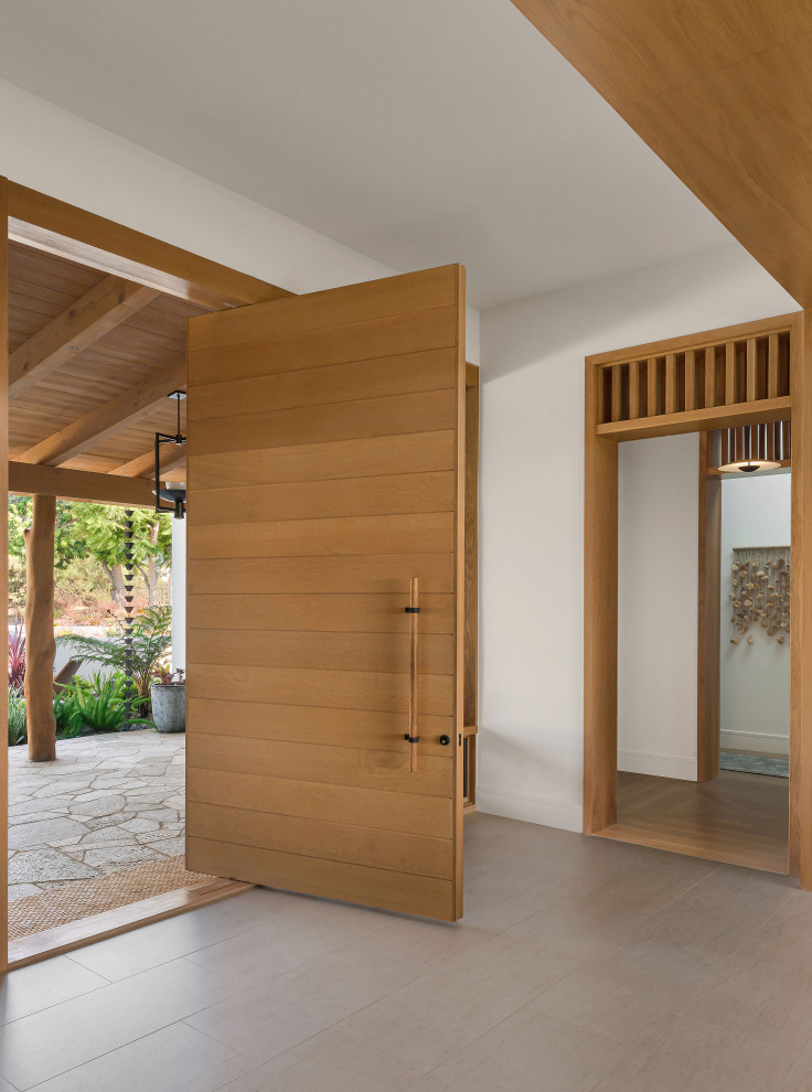 Large transitional entryway photo