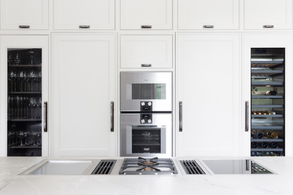 Traditional kitchen in Hampshire.