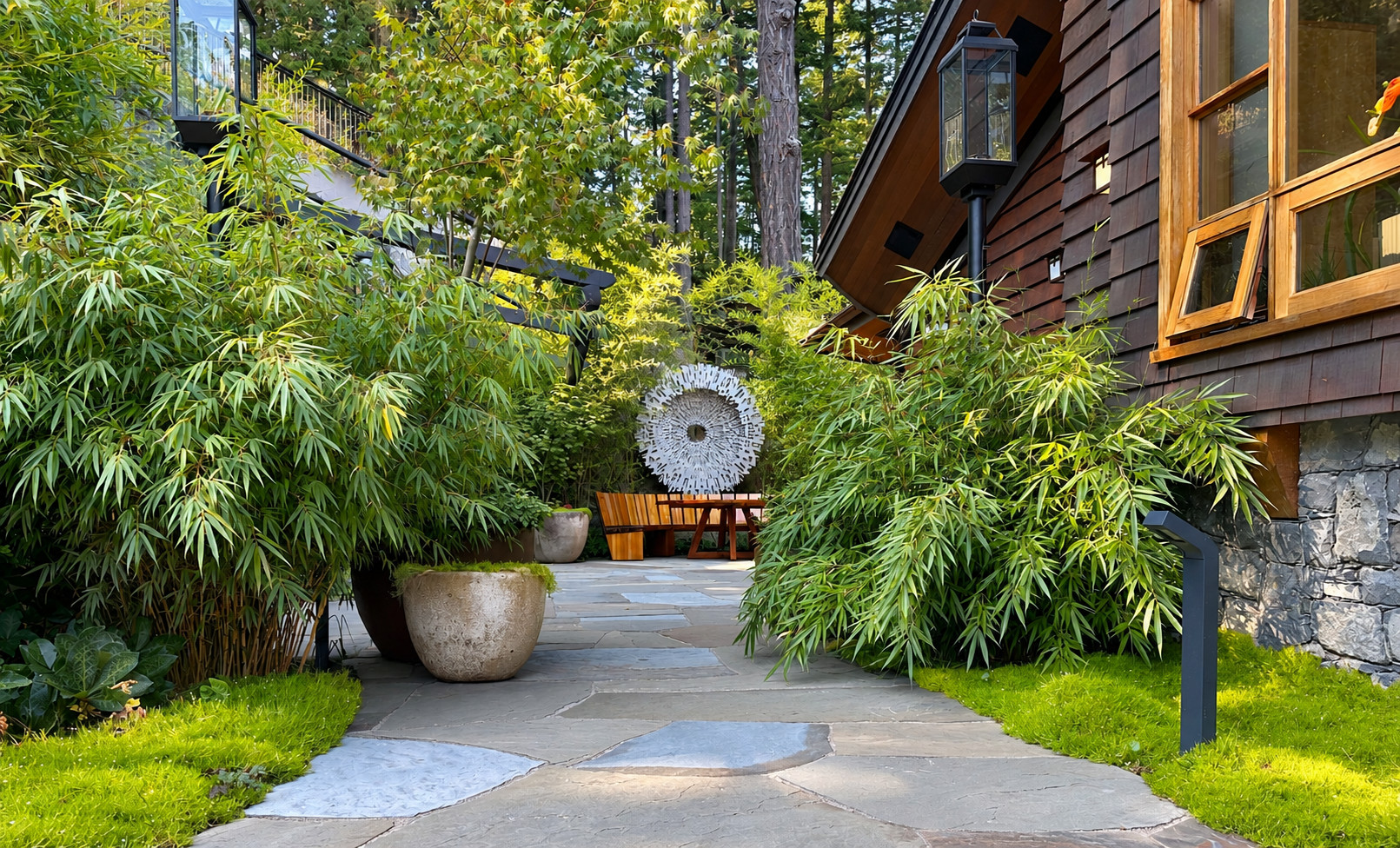 Bowen Island : "Homage to Aker" (Guardian of Entrances)