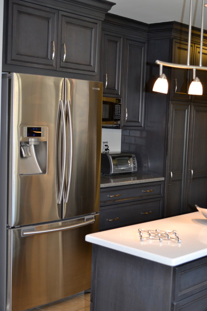 Transitional kitchen photo in Baltimore