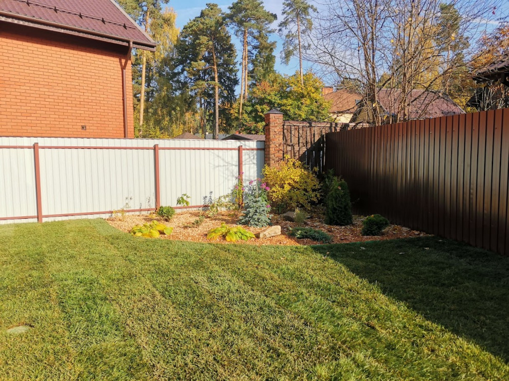 Реализация ландшафтного проекта на площади 300м2.