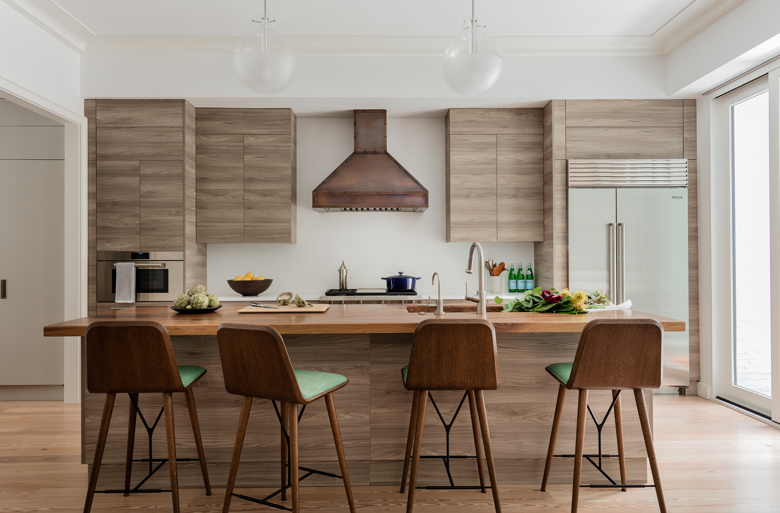 10 Knockout Kitchen Island Designs