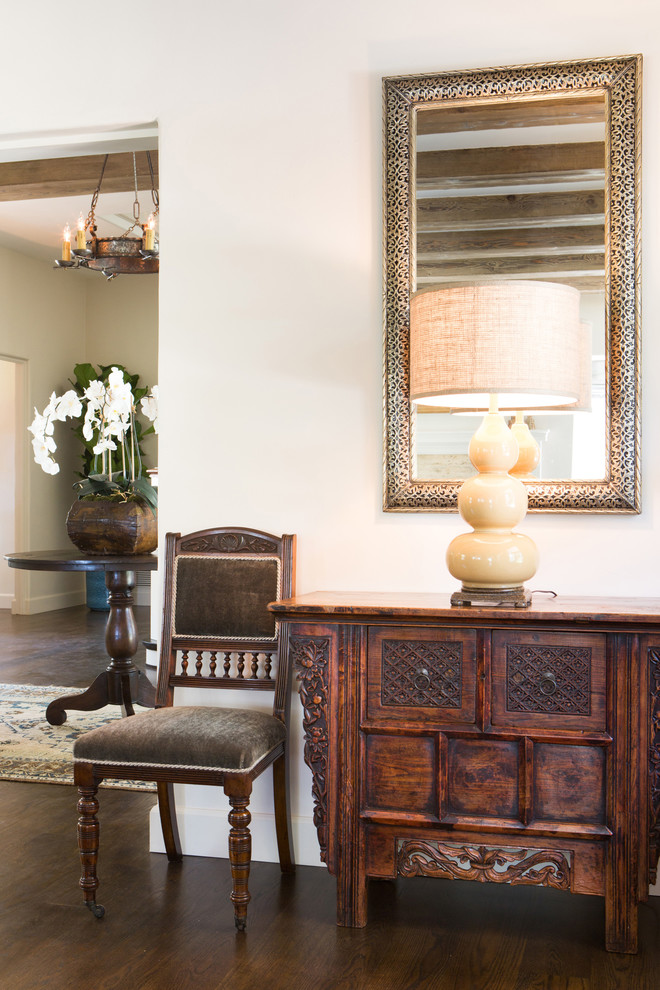 Example of a tuscan living room design in Los Angeles