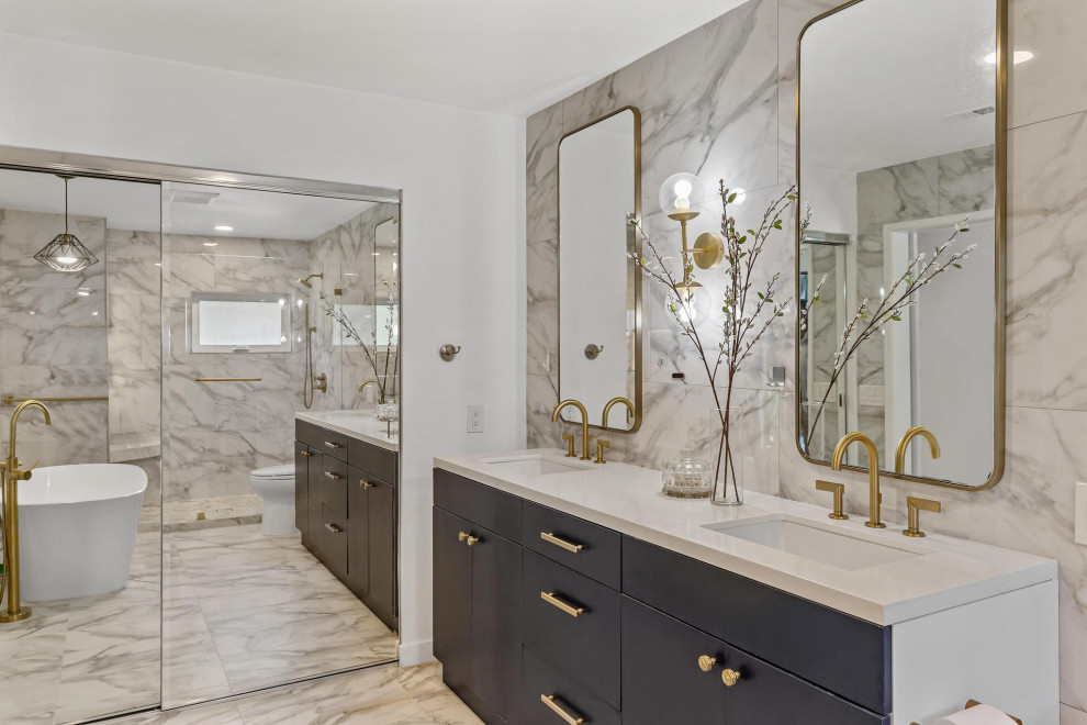 Bathroom - bathroom idea in Orange County