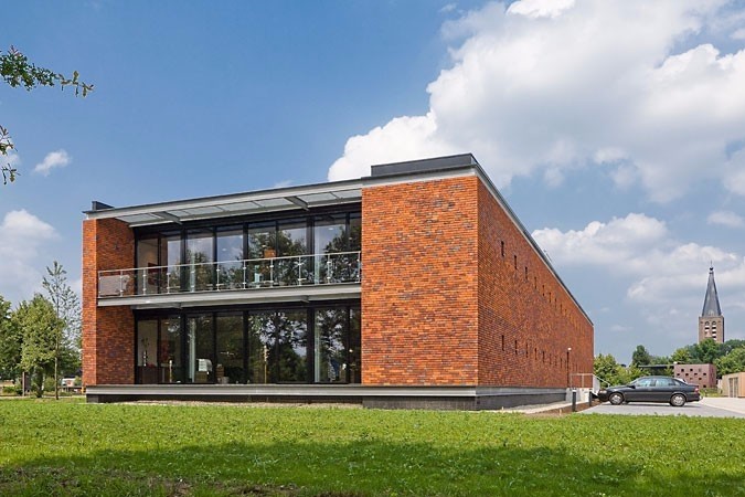 Административные здания из портфолио компании