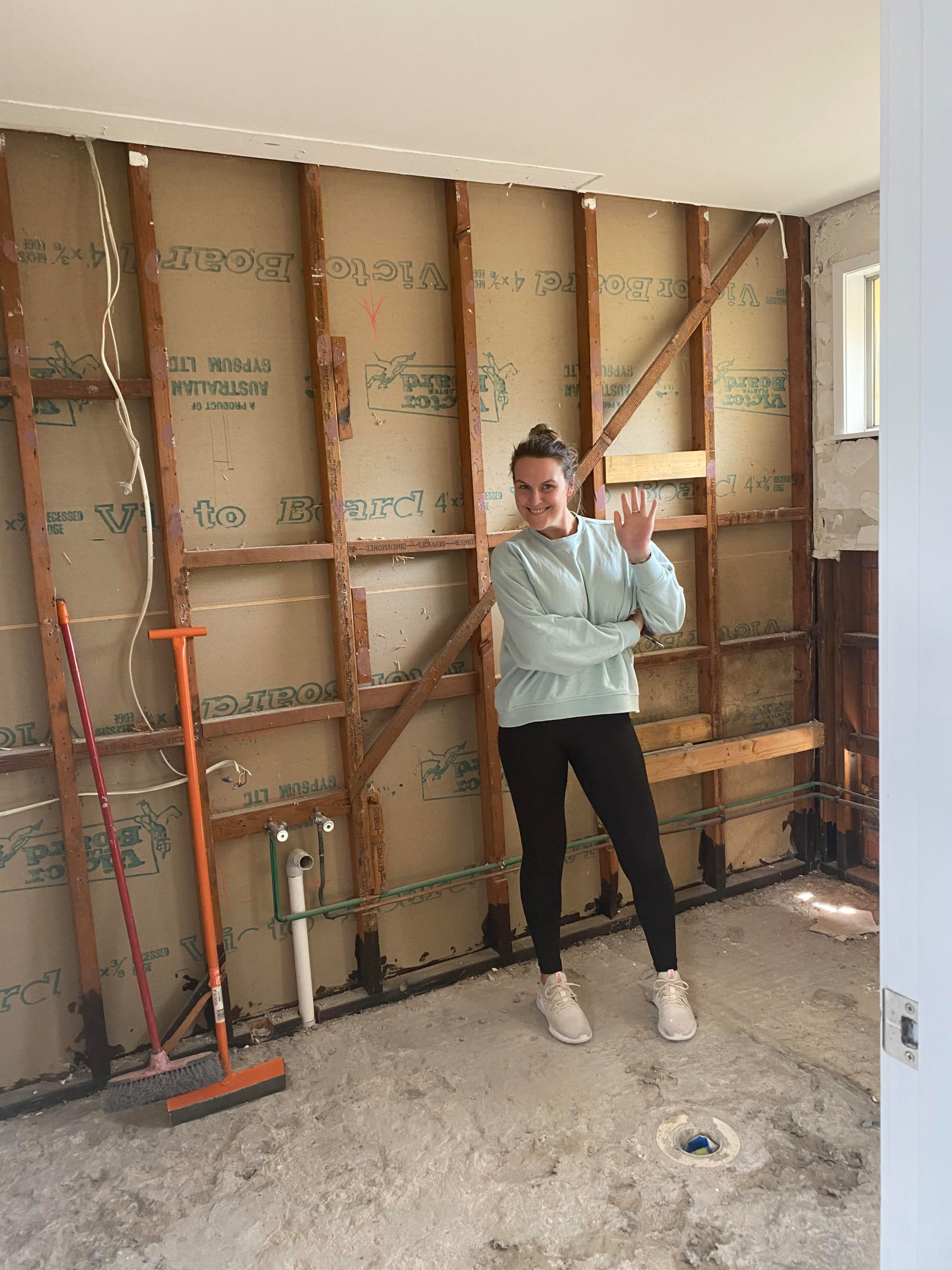 FIX OUR BROKEN BATHROOM PLEASE