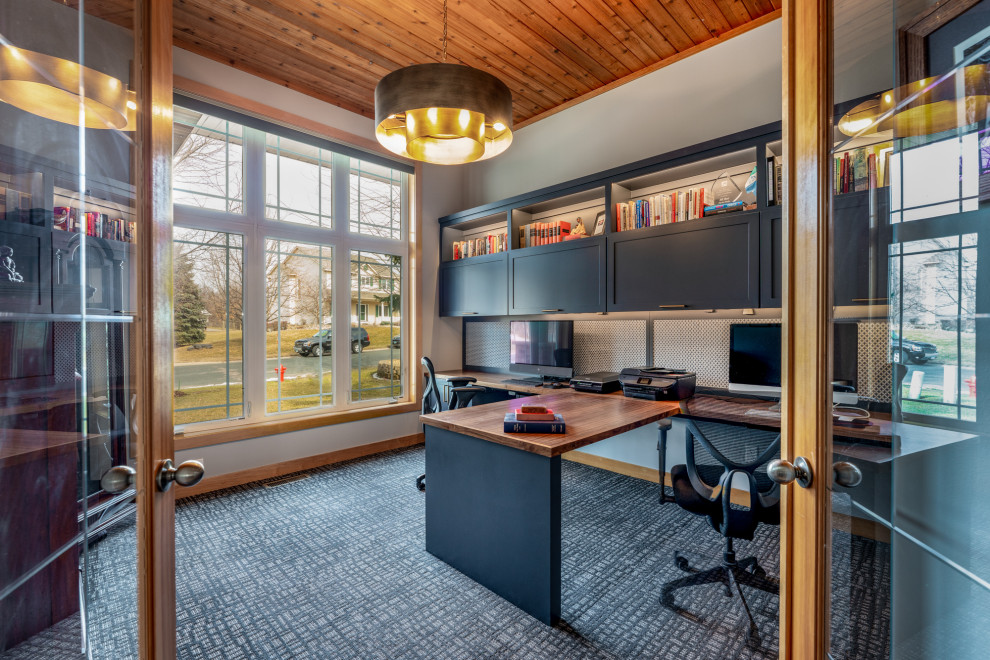 This is an example of a traditional home office in Minneapolis.