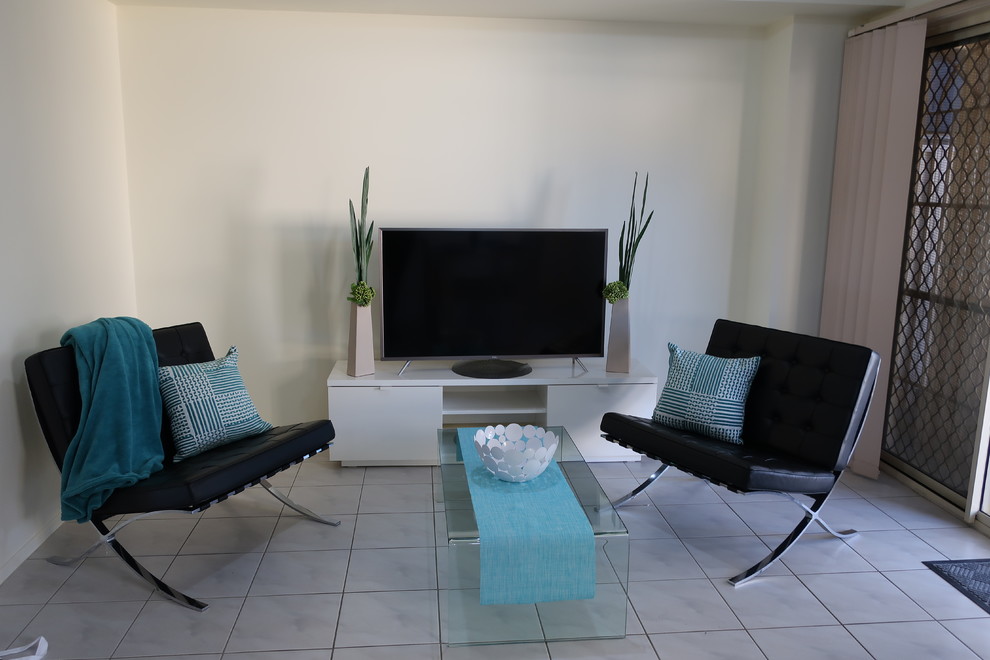 FRESH FACE FOR A TOWNHOUSE FOR SALE