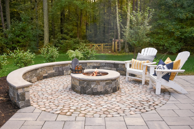 15 Cozy Outdoor Fire Pit Ideas to Try