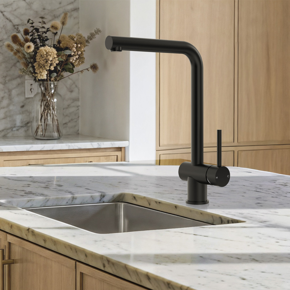 Kitchen - kitchen idea in Denver