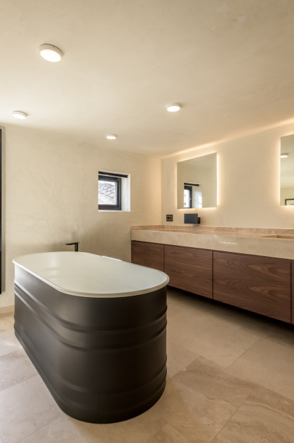 MAISON ACHE | 1200 MQ mediterranean-bathroom