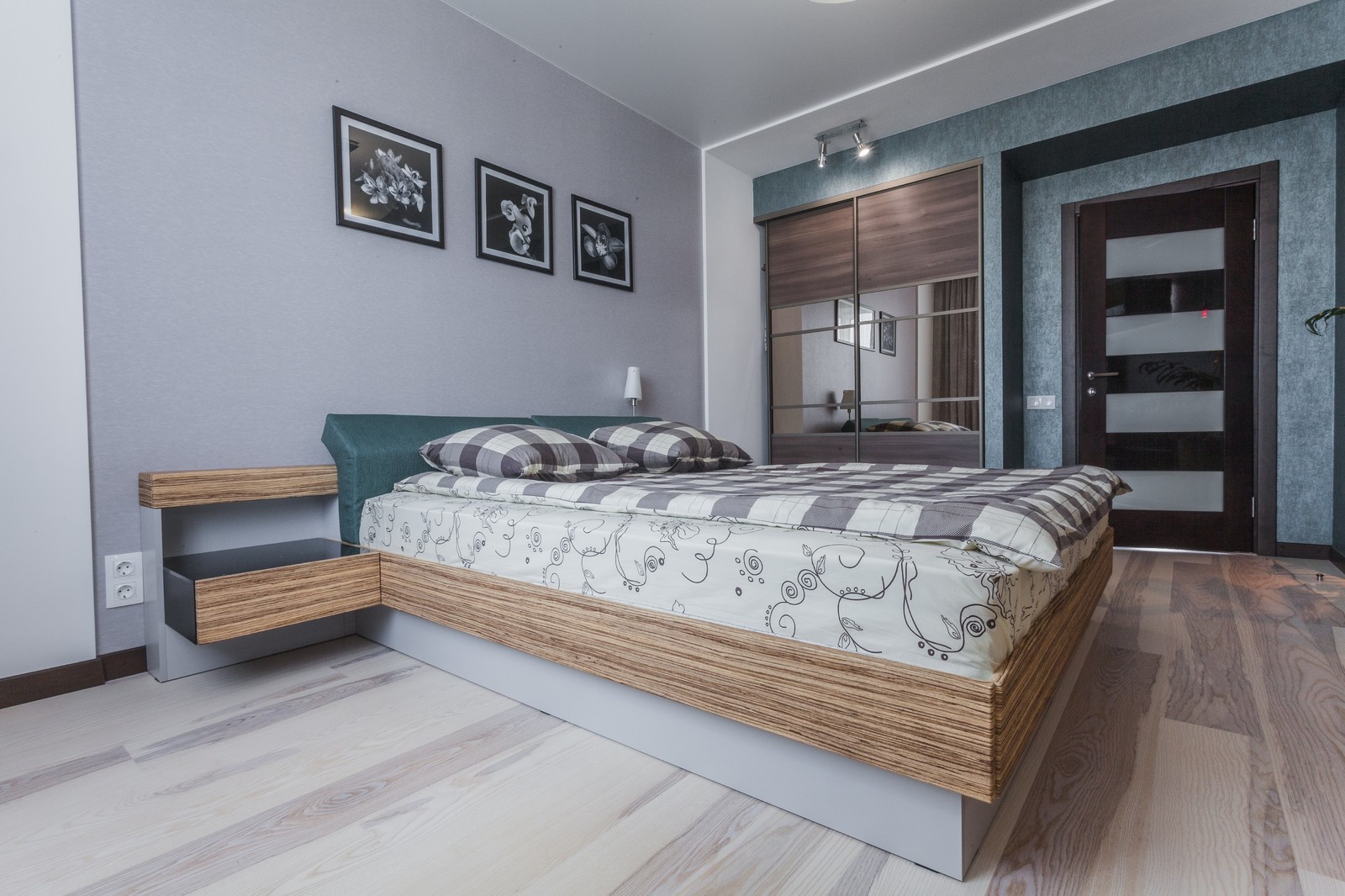 Дизайн-проект 3-х комнатной квартиры в г. Екатеринбурге по ул. Мира