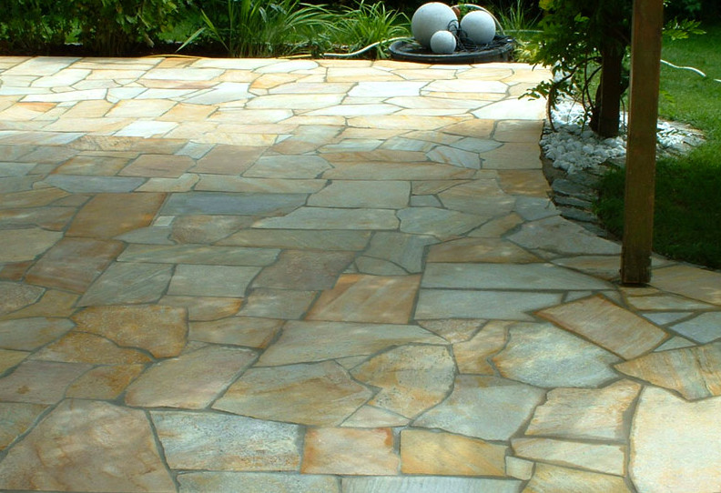 Moderne Terrasse in München