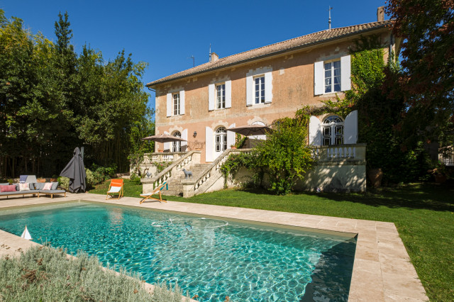 Maison &agrave; Latresne nyklassisk-pool