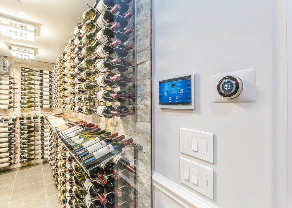 Mid-sized modern wine cellar in Chicago.