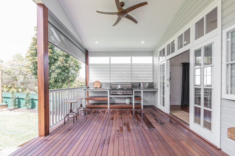 Design ideas for a beach style kitchen in Brisbane.