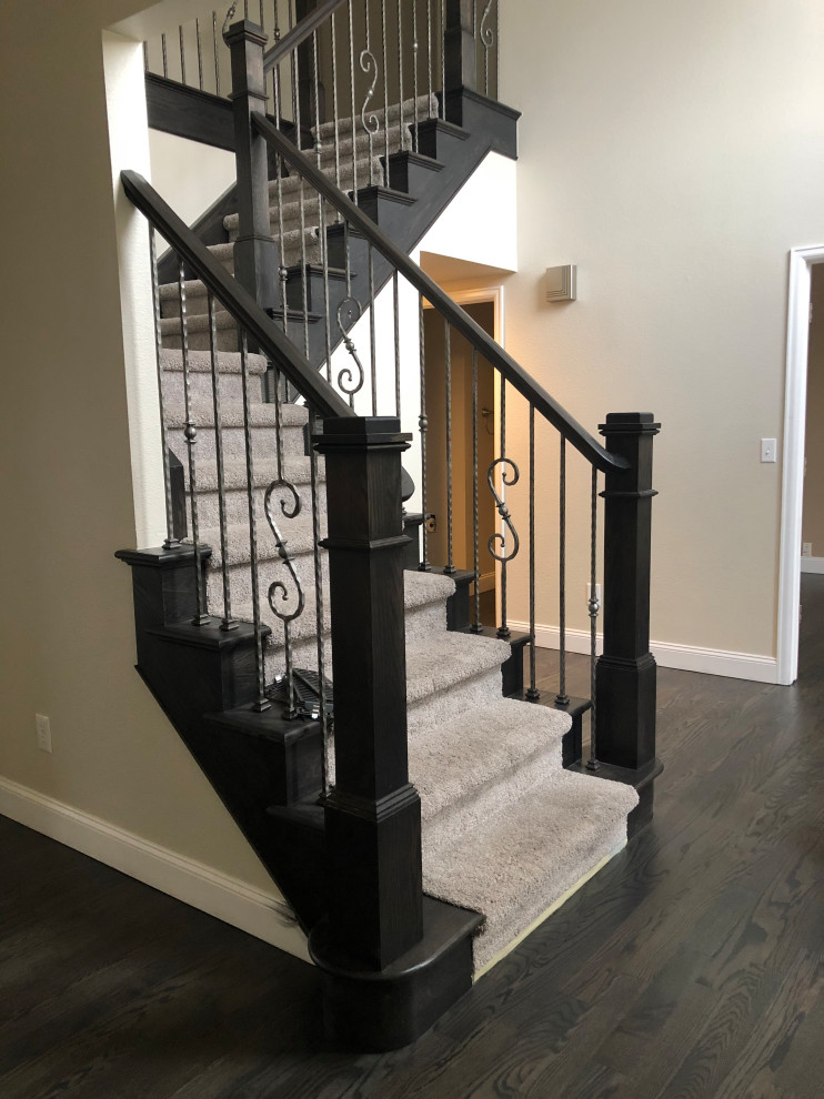 Example of a transitional staircase design in Denver