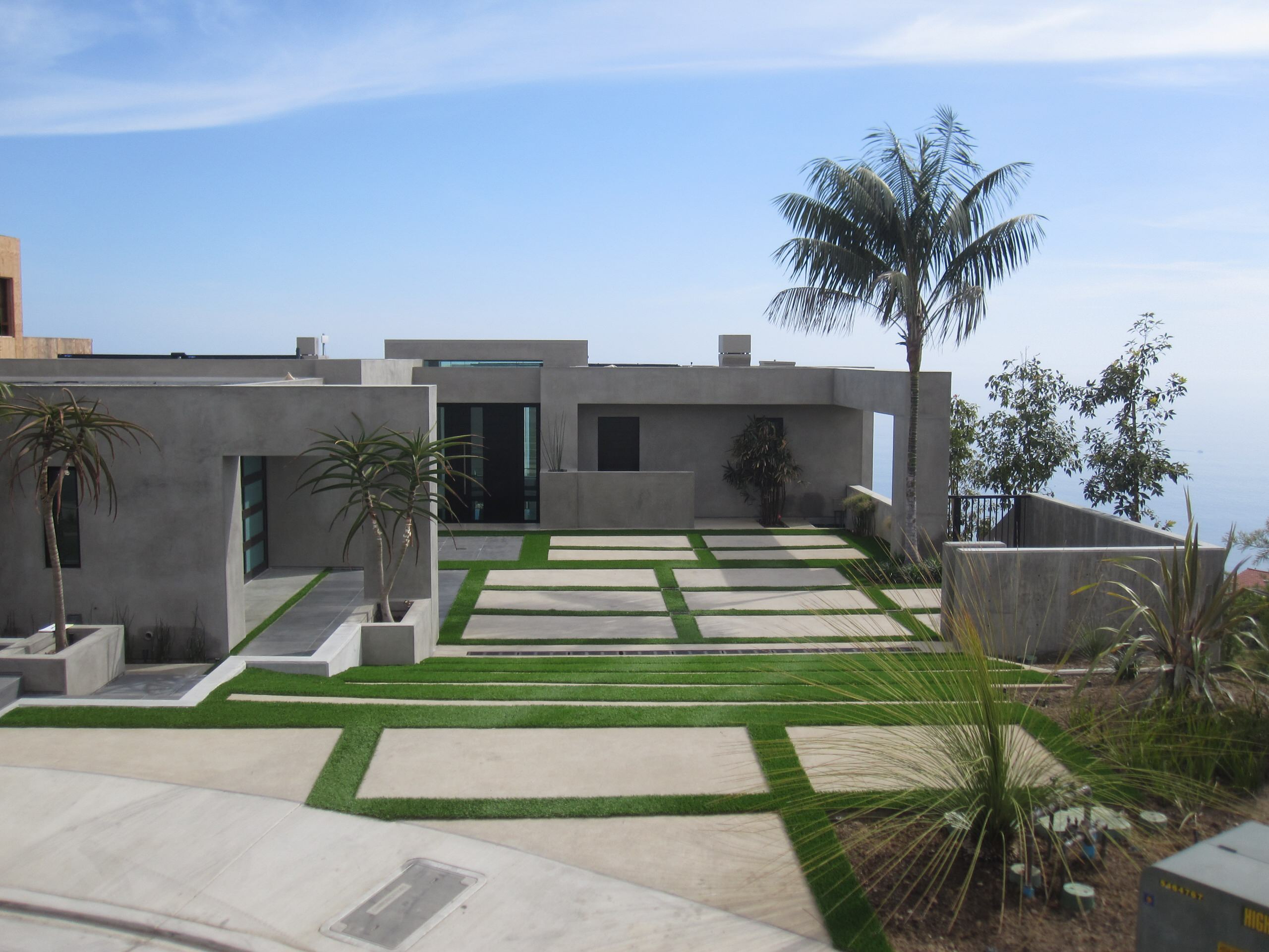 Contemporary Residence in Laguna Beach