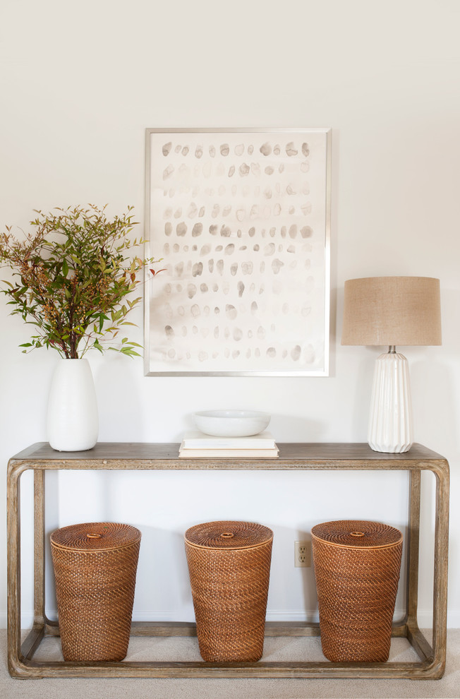 Inspiration for a transitional home design remodel in St Louis