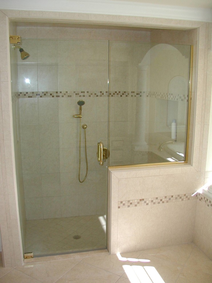 Alcove shower - transitional 3/4 beige tile and ceramic tile ceramic tile and beige floor alcove shower idea with beige walls and a hinged shower door