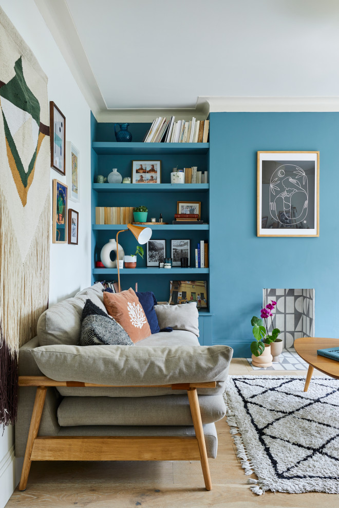 Woodland House Traditional Living Room London by Fern House