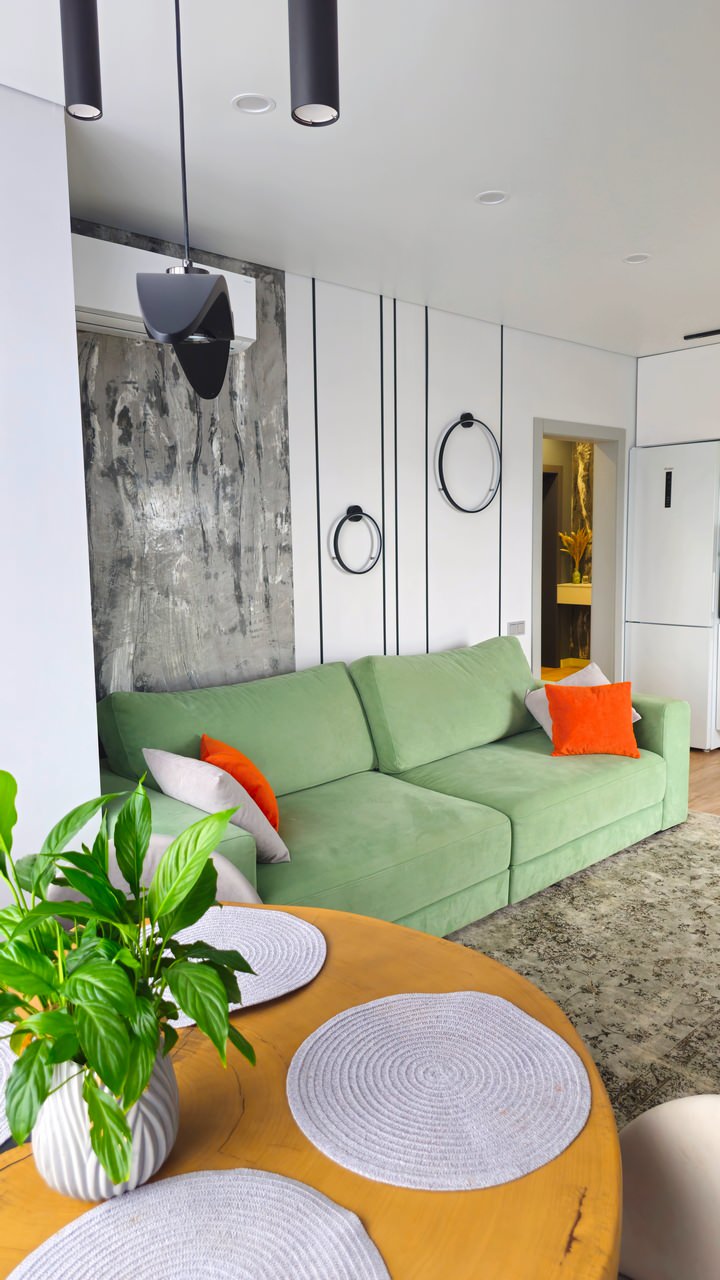 Квартира с цветными акцентами