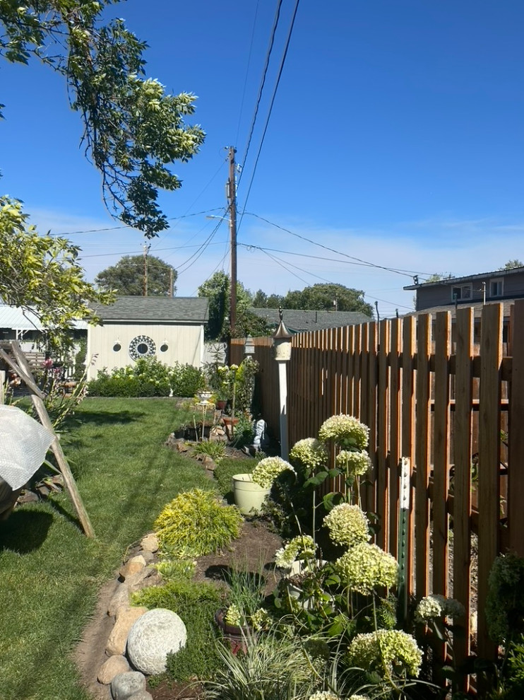 good neighbor fence and gates