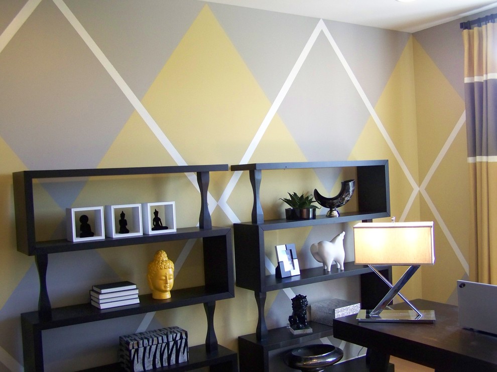 This is an example of a modern home office in Atlanta.