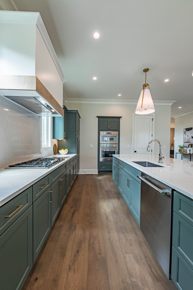 Inspiration for a transitional kitchen remodel in Raleigh