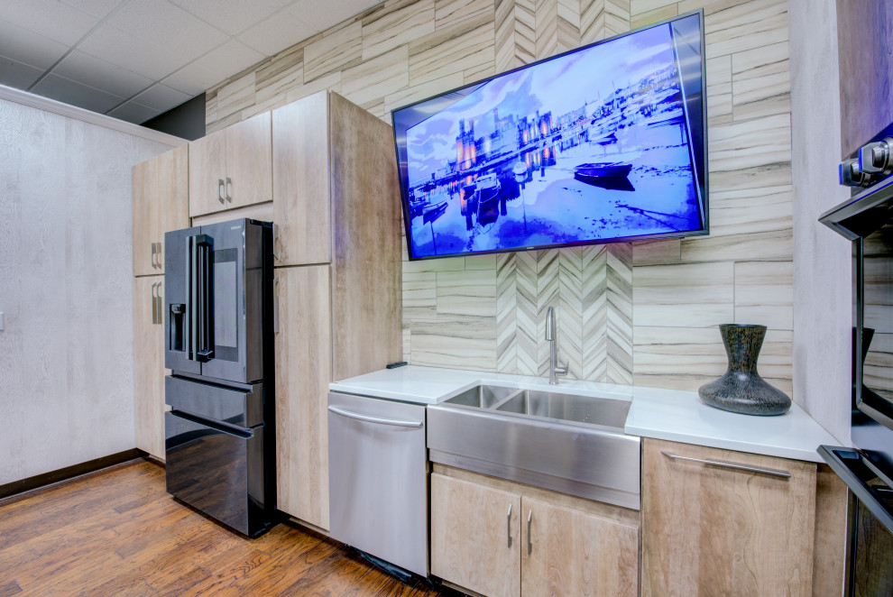 Kitchen - transitional kitchen idea