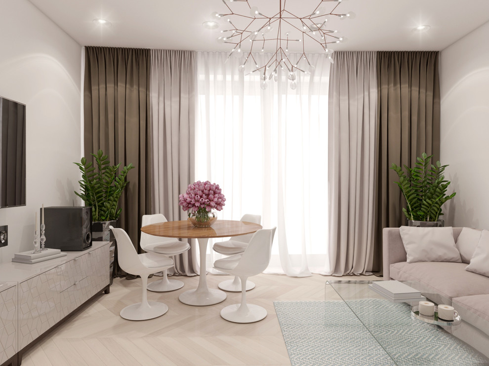 На берегу моря