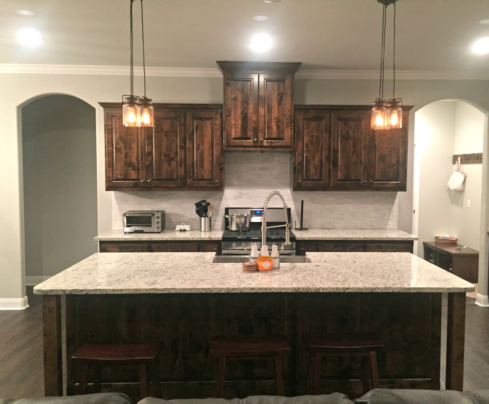 Kitchen - rustic kitchen idea