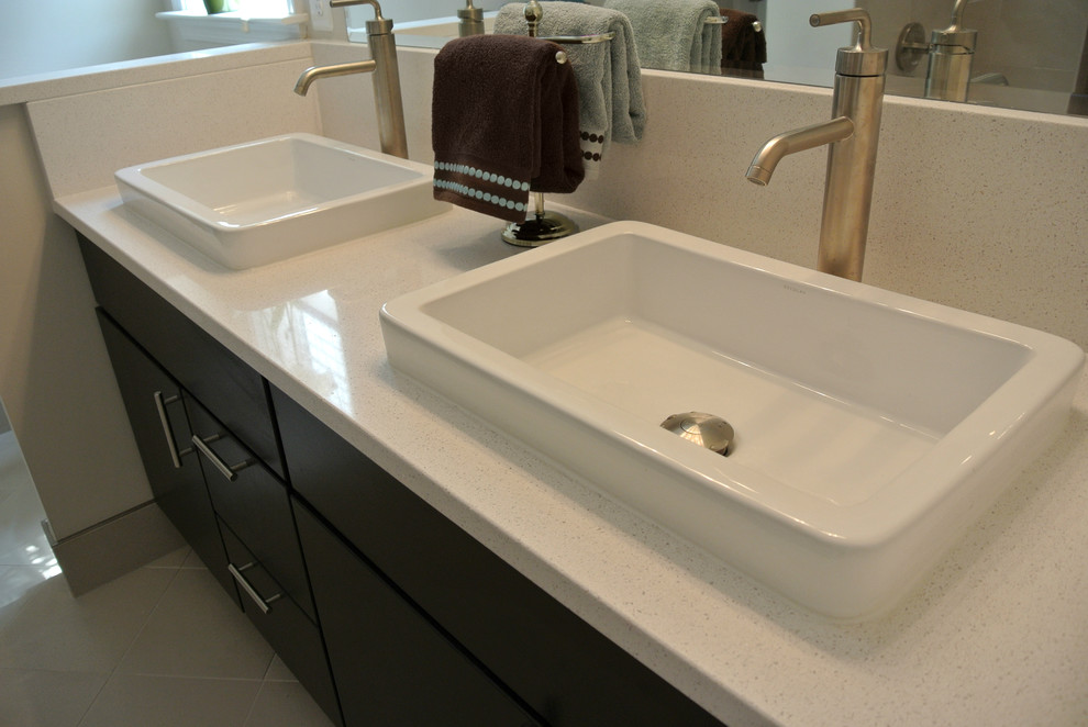 Inspiration for a transitional home design remodel in DC Metro