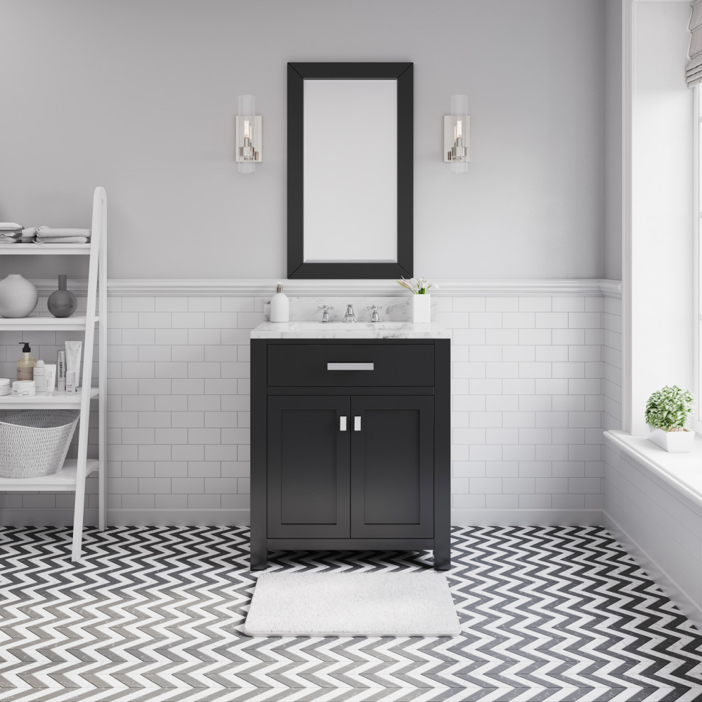 Réalisation d'une salle de bain design avec un lavabo intégré, un plan de toilette en marbre et meuble-lavabo sur pied.