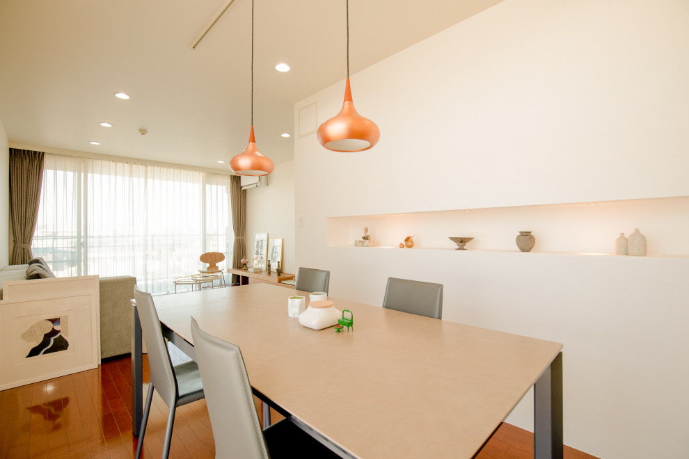 Photo of a contemporary dining room in Osaka.