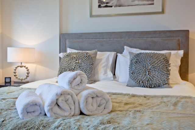 Holiday Home eclectic-bedroom