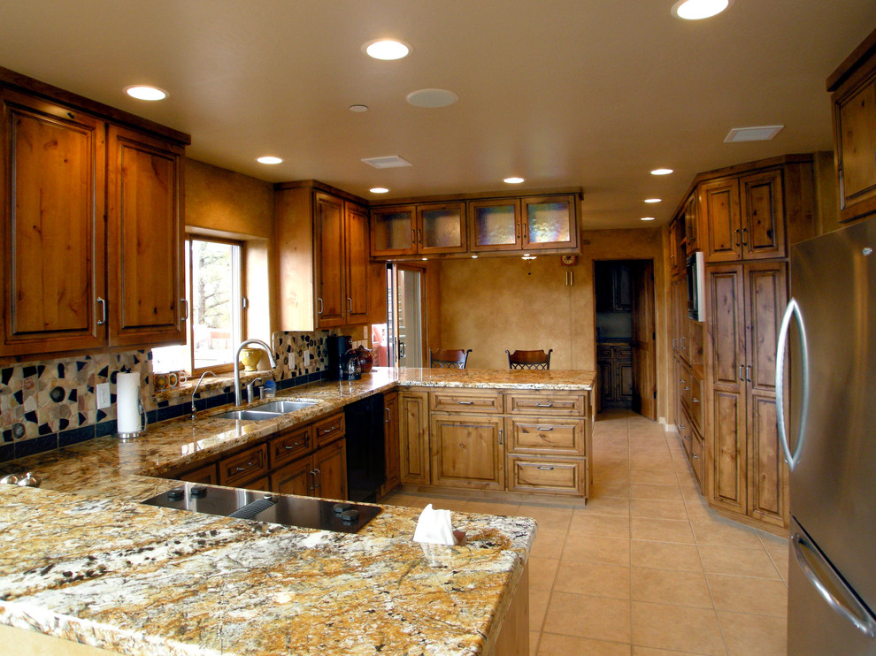 Inspiration for a transitional kitchen remodel in Phoenix