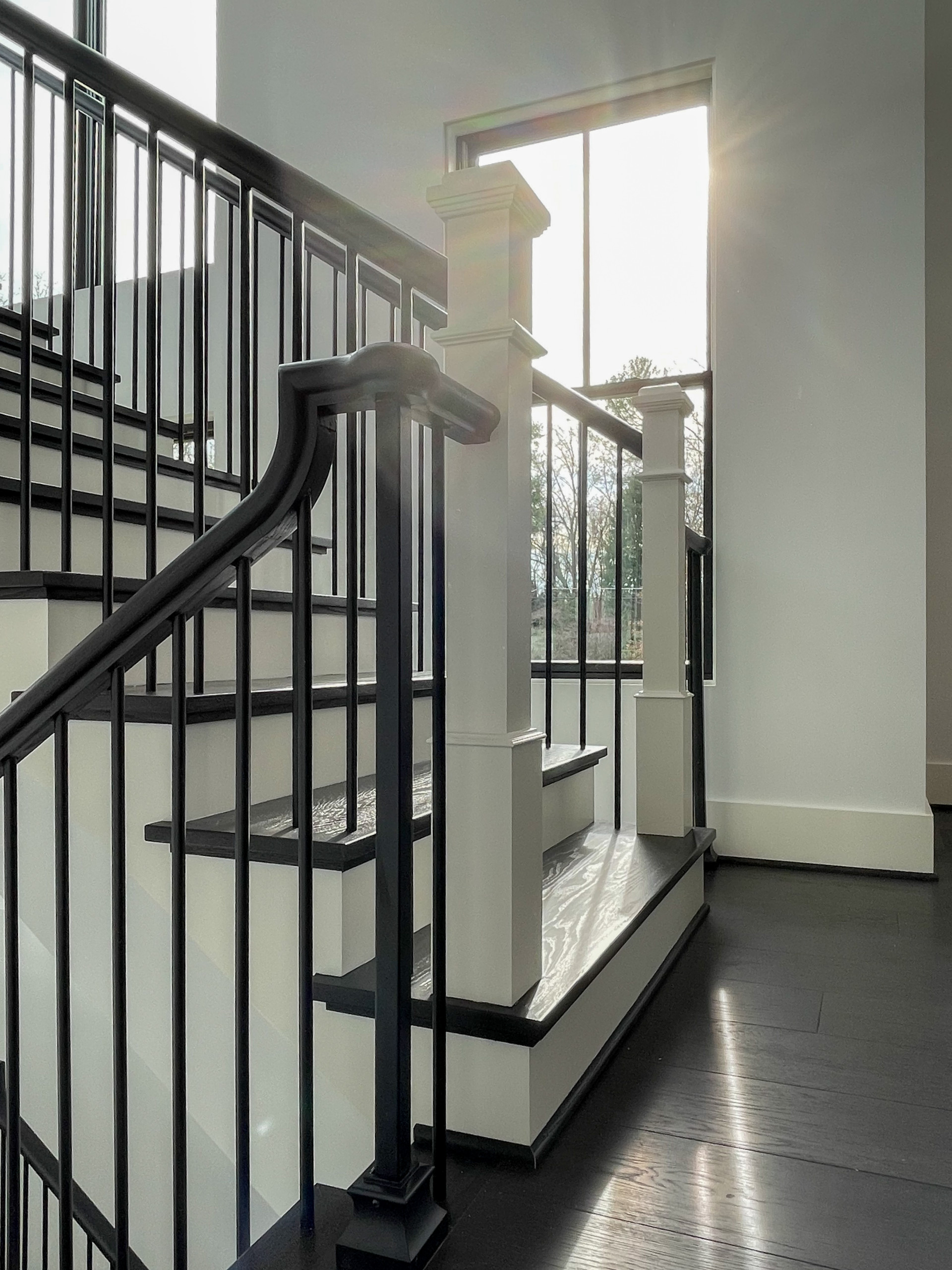 90_Classic Staircase with a Contemporary Twist, McLean VA 22101
