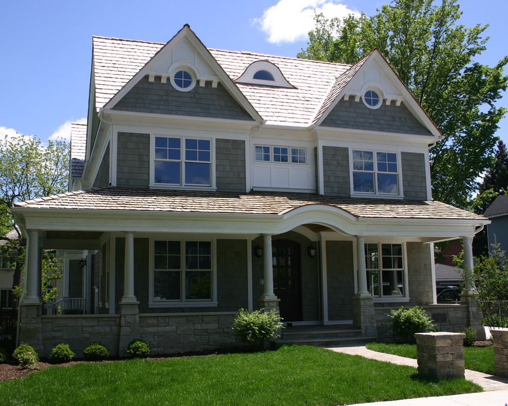 This is an example of a traditional exterior in Chicago.