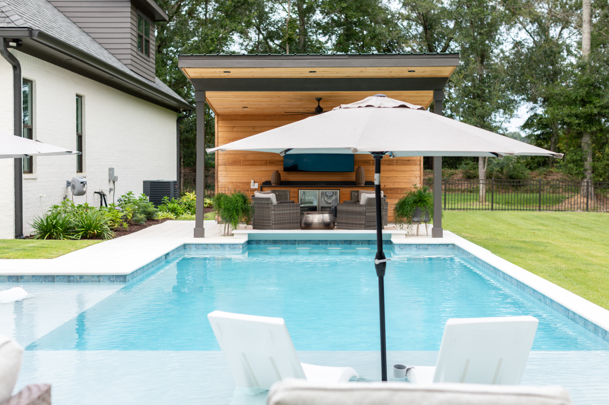 GUNITE POOLS