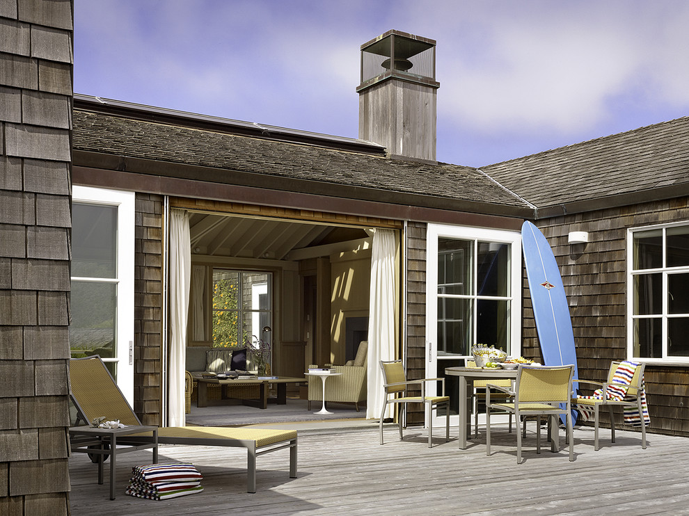Design ideas for a beach style deck in San Francisco with no cover.