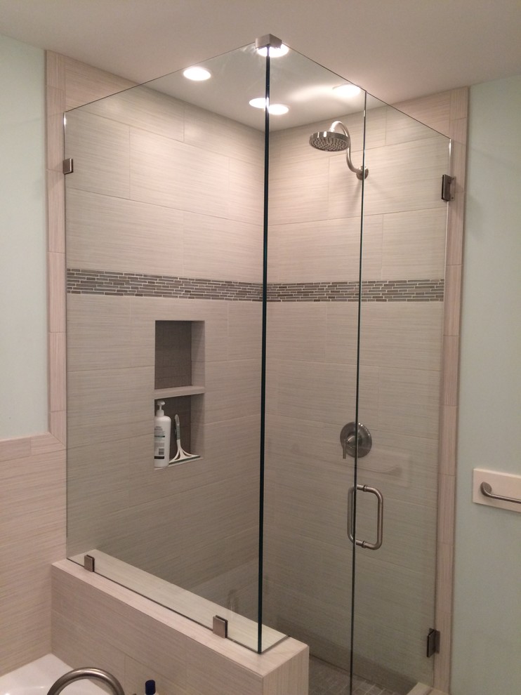 Mid-sized transitional master bathroom in Salt Lake City with an undermount tub, an alcove shower, beige tile, porcelain tile, green walls and a hinged shower door.
